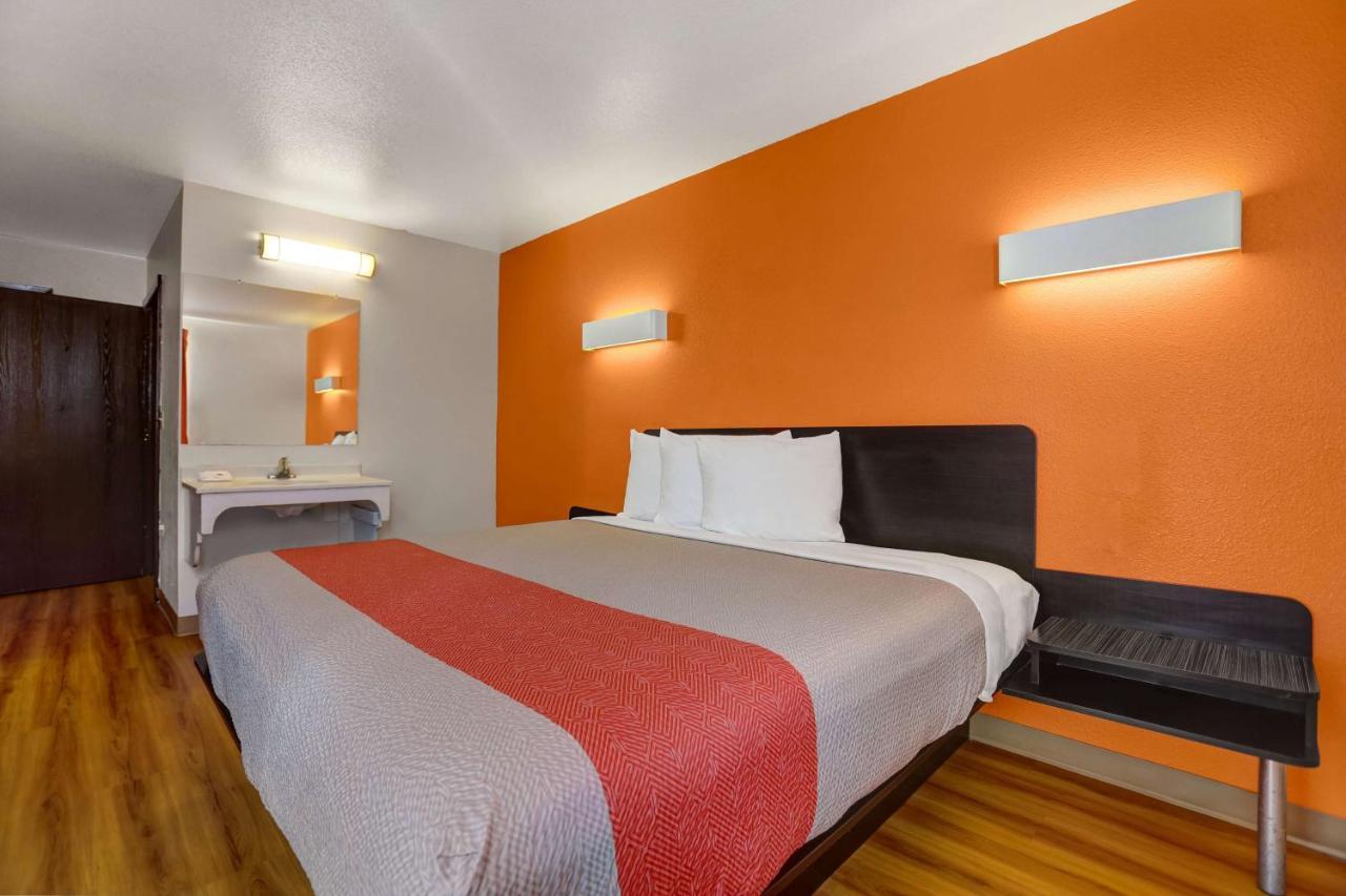 6-truth Or Consequences, Nm Hotel